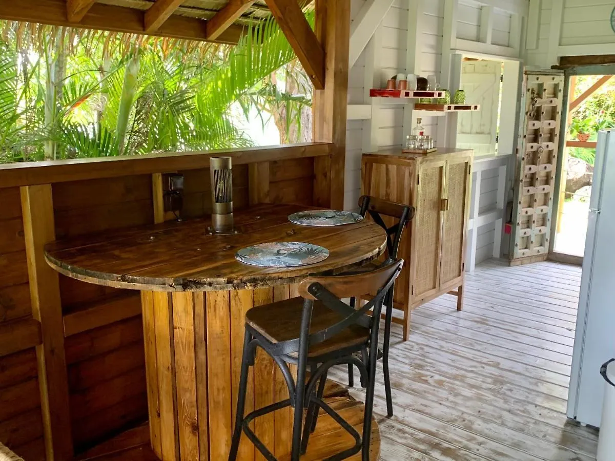 Tropicangel Ecolodge De Charme ポワント・ノワール 4*,